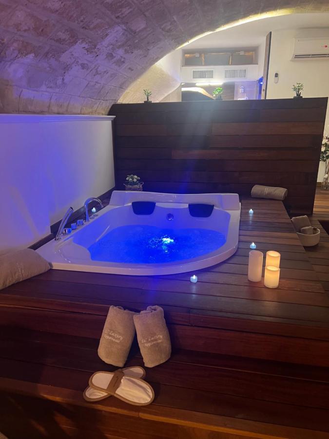Lc Luxury Apartment バーリ エクステリア 写真