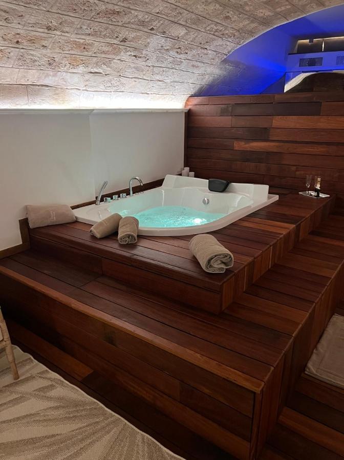 Lc Luxury Apartment バーリ エクステリア 写真