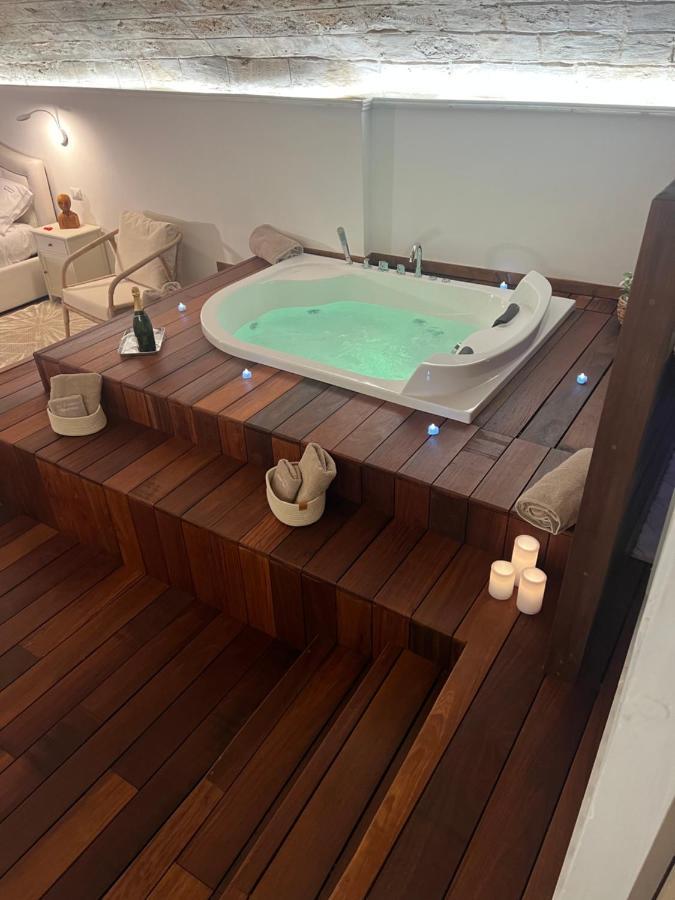 Lc Luxury Apartment バーリ エクステリア 写真